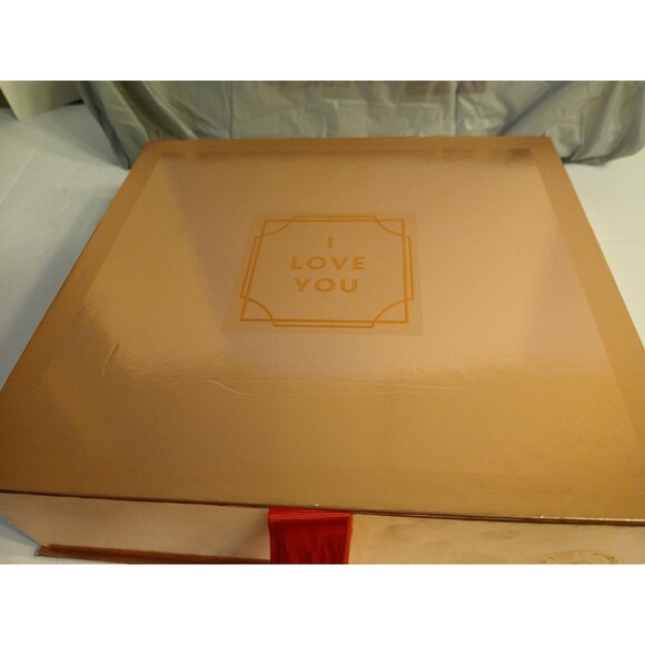 Bath & Body Work "ROSE" Giftset Box With I Love You-Ribbon Box Spray- Lotion-Gel - Picture 7 of 16